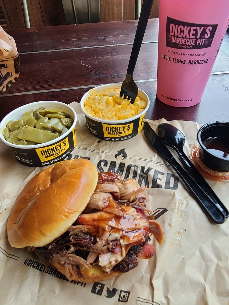 Dickey's Barbecue Pit